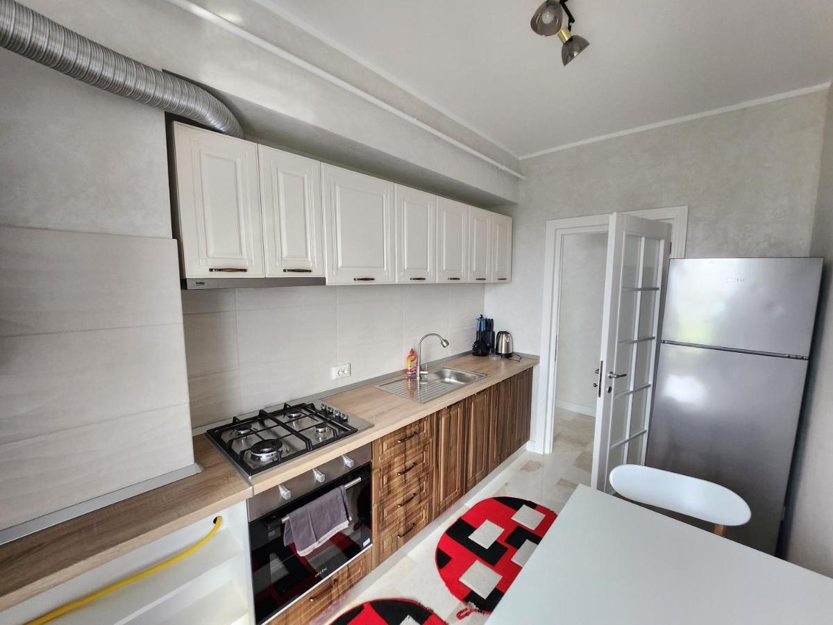 Sunrise New Copou Apartments Iasi Luaran gambar