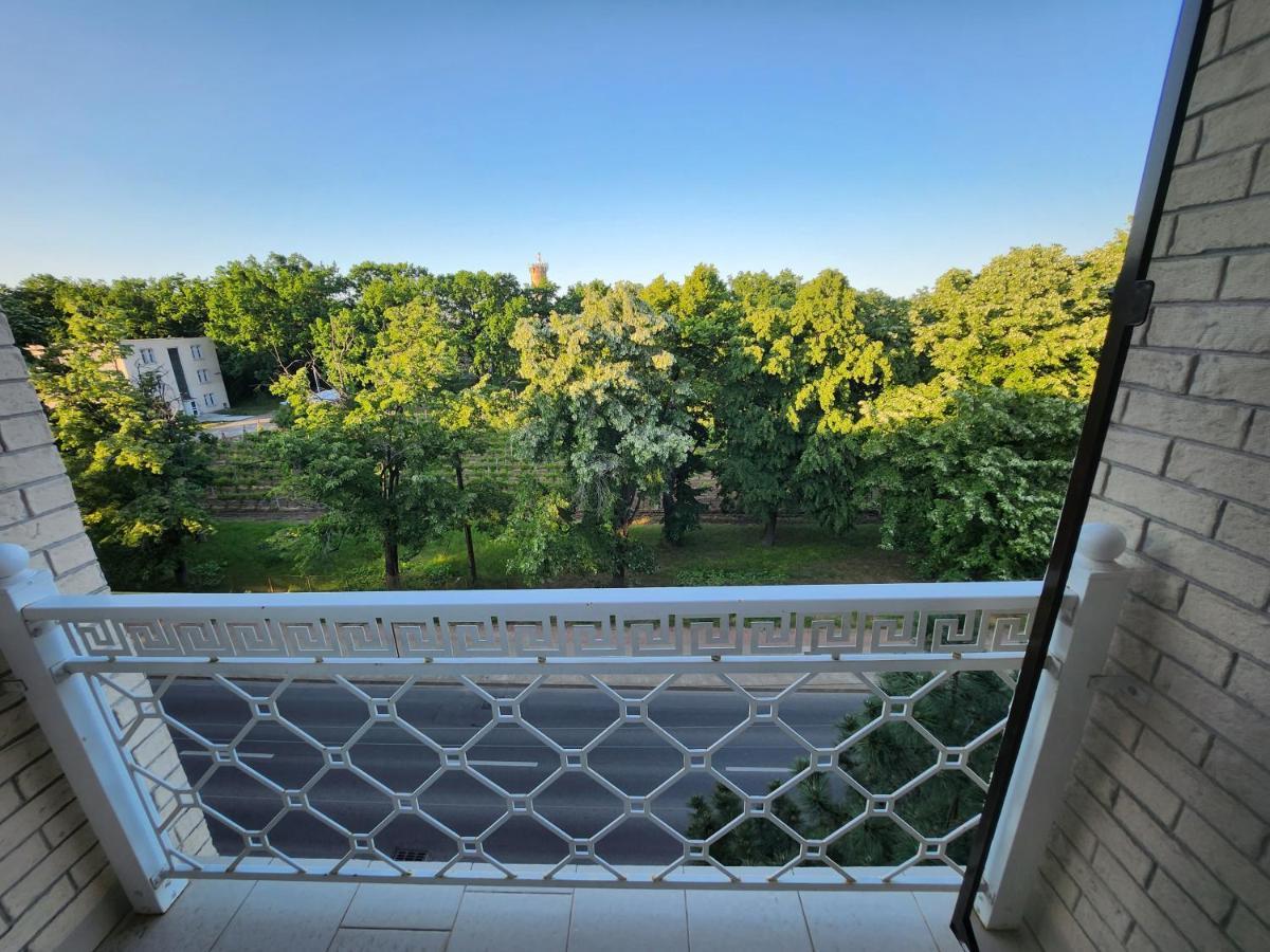 Sunrise New Copou Apartments Iasi Luaran gambar